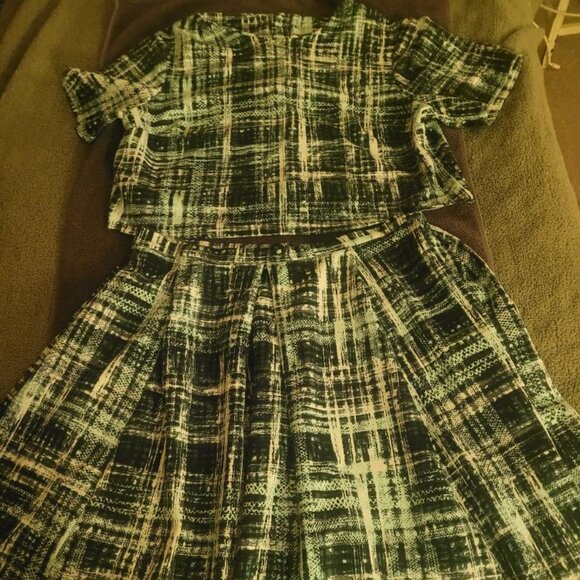 Vintage Looking MINT GREEN PLAID Women's Skirt Size 18 with Crop Top Size 22 - Picture 1 of 5